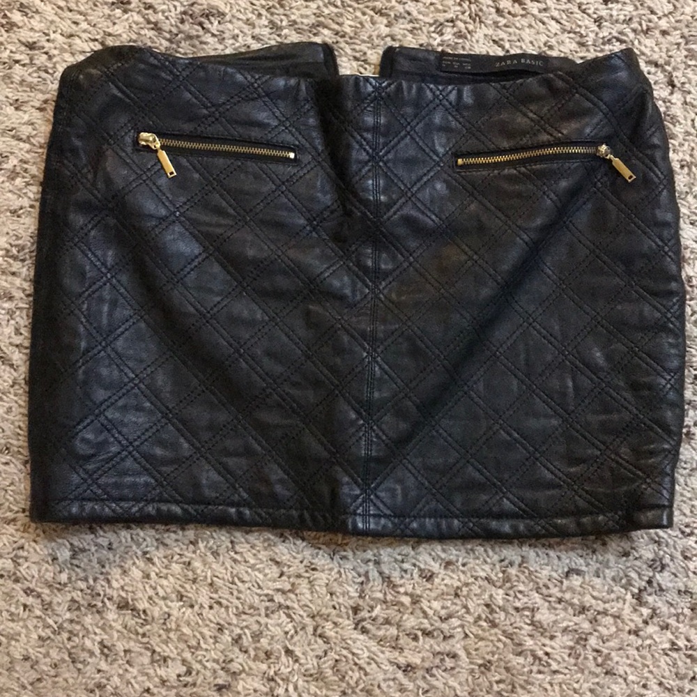 Black Zara Mini Skirt!